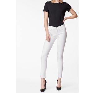 J. Brand 811 skinny ankle jeans in snow (white)